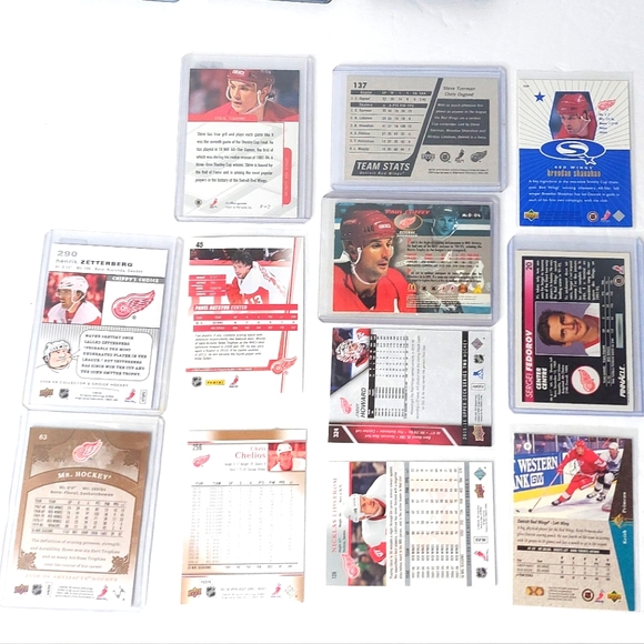 12 Detroit Red Wings NHL Hockey Cards Of Past Superstars, Legends and Stars! - Picture 2 of 2